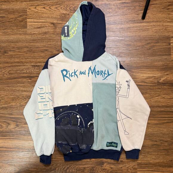 Rick And Morty Sweatshirt Hoodie Graphic Print Adult Unisex Size Small - Picture 1 of 6